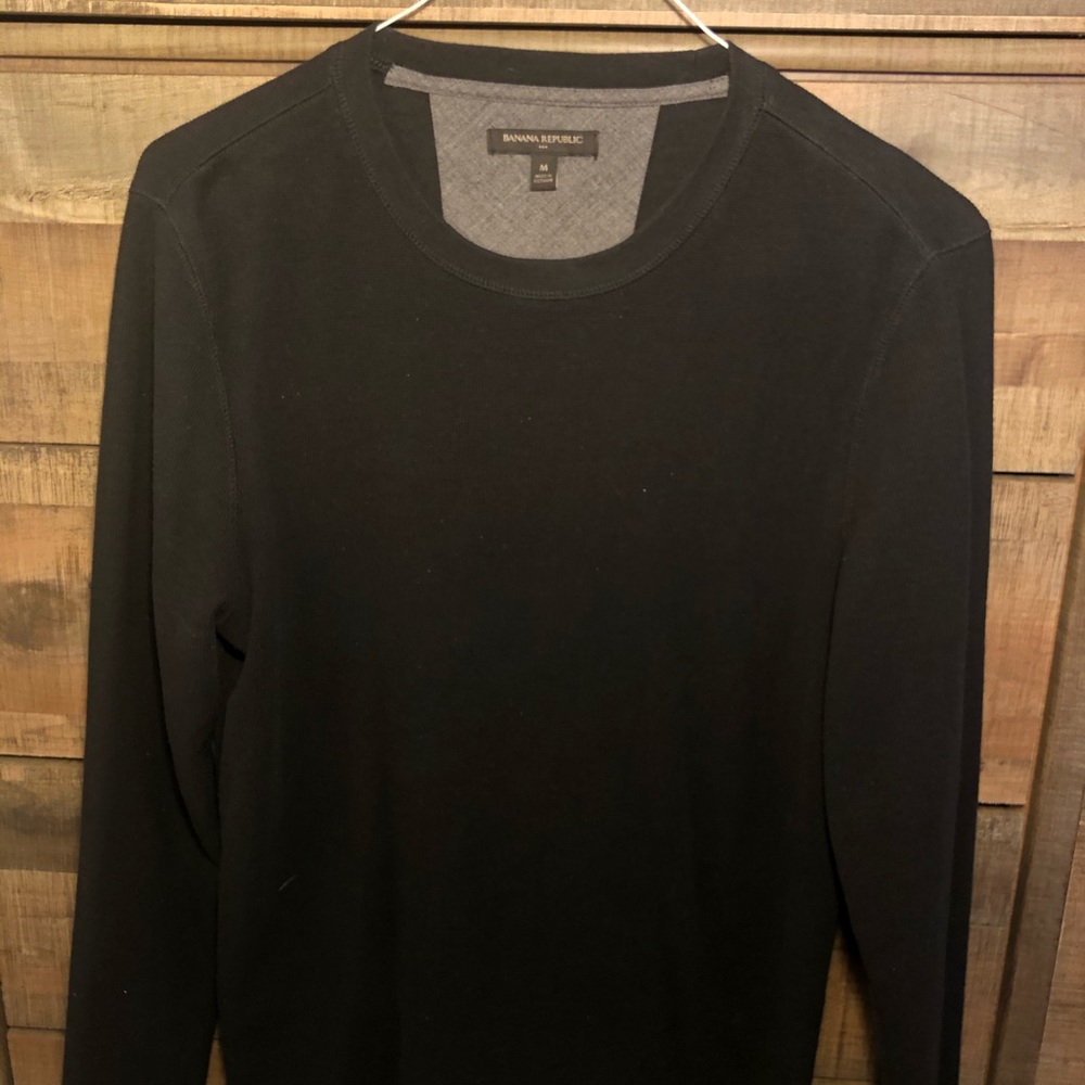 Banana Republic Waffle Henley long sleeve shirt